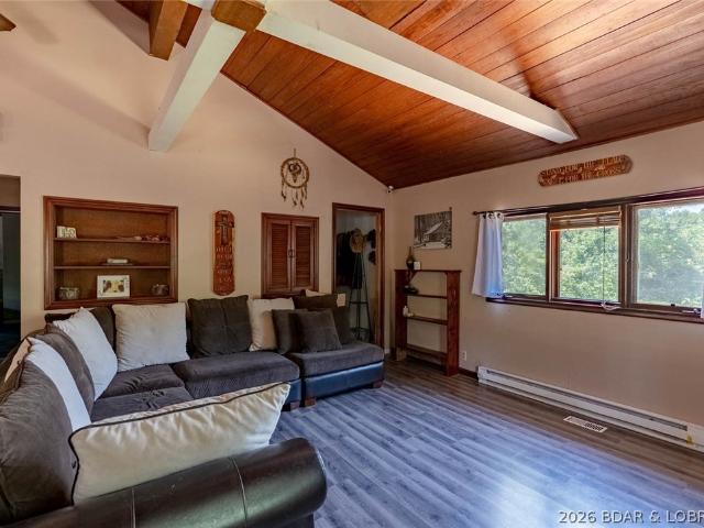House for sale in Gravois Mills, Missouri