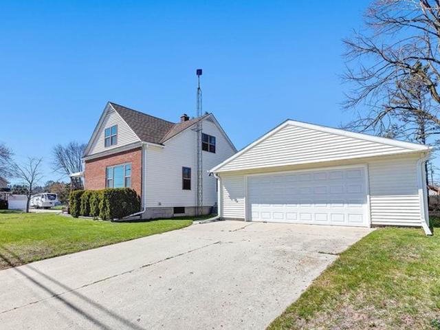 House for sale in Two Rivers, Manitowoc County