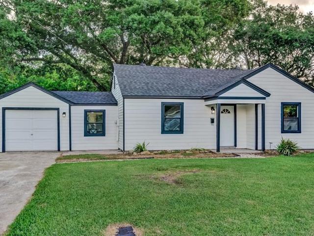 House for sale in Jefferson, Texas