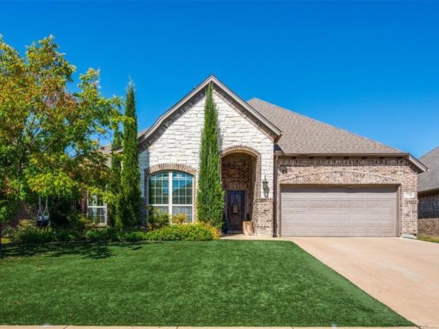 House for sale in Burleson, Johnson County