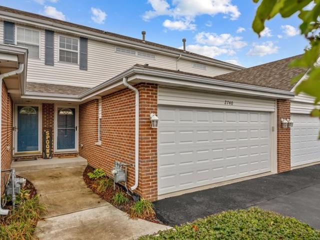 Townhouse for sale in New Lenox, Illinois