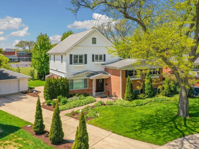 House for sale in Wilmette, Illinois