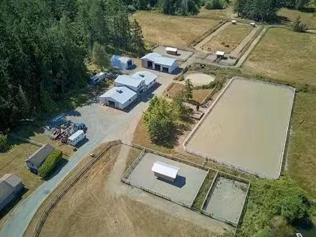 House for sale in Nanoose Bay, British Columbia