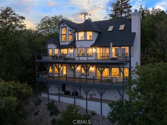 House for sale in Cedar Glen, California