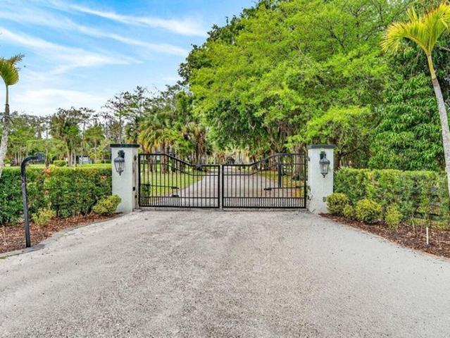House for sale in Loxahatchee, Florida