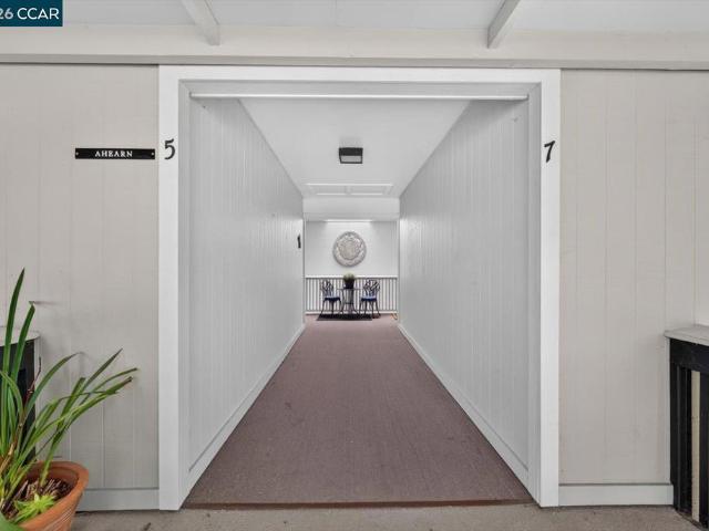 Condo for sale in Walnut Creek, California