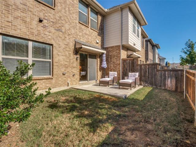 Townhouse for sale in Denton, Texas