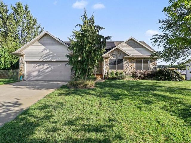 House for sale in Paw Paw, Michigan