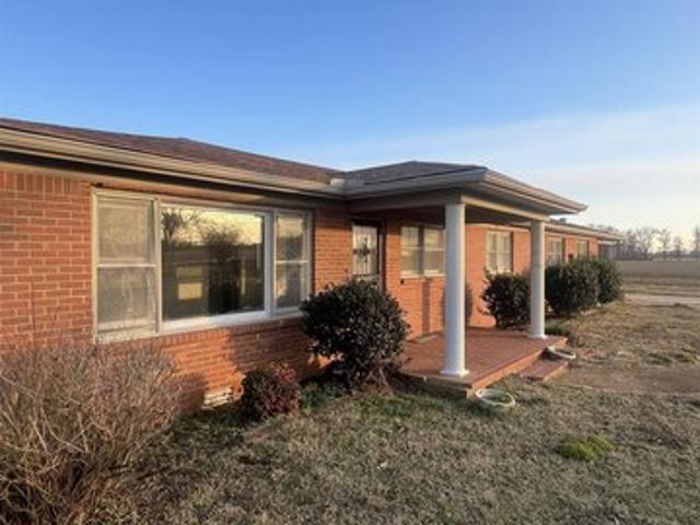House for sale in Ark