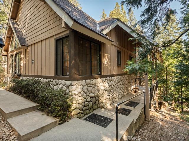 Condo for sale in Cedar Glen, California