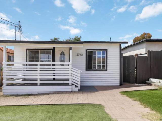 House for sale in Lincoln Acres, California