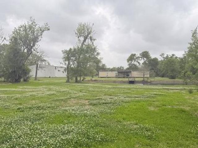 House for sale in Brazoria, Texas