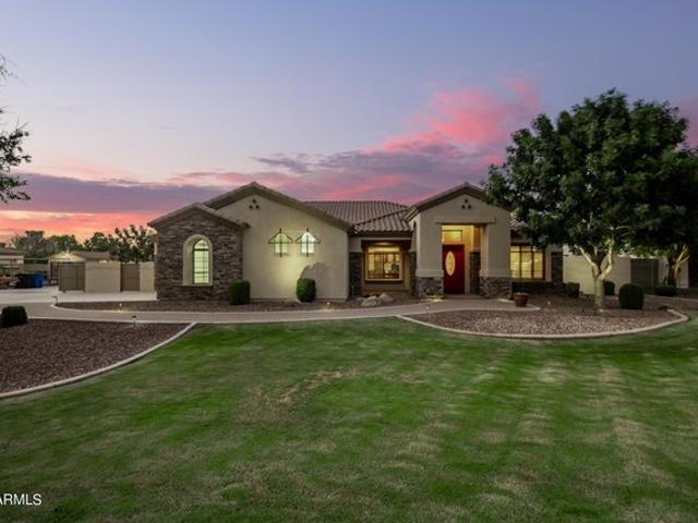 House for sale in Gilbert, Arizona