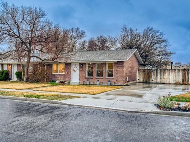 Townhouse for sale in West Valley City, Utah