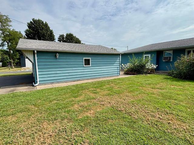House for sale in Montrose, Lee County
