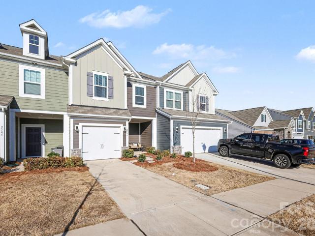 Townhouse for sale in Monroe, North Carolina