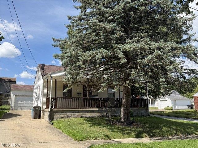 House for sale in Youngstown, Ohio