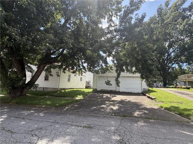 House for sale in Youngstown, Ohio