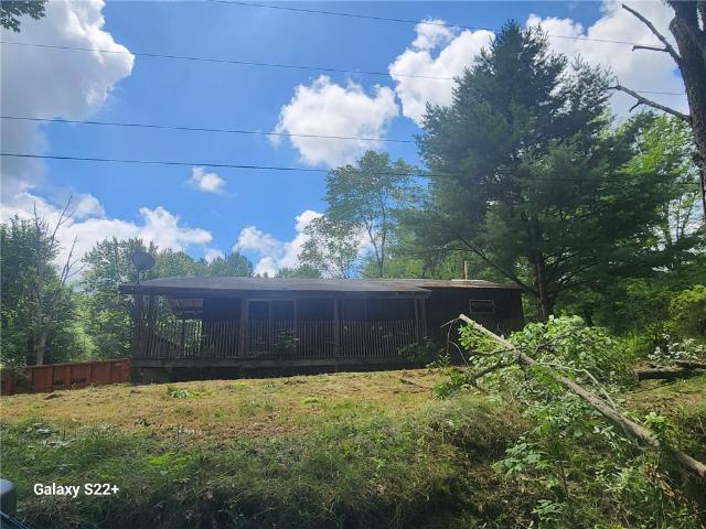 House for sale in Crawford, Pennsylvania
