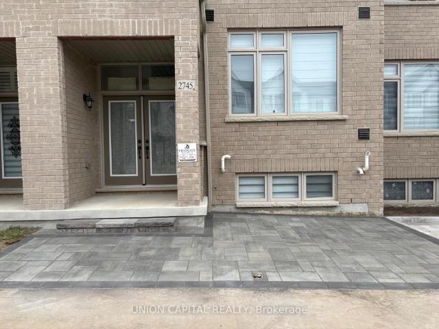 Townhouse for sale in Woburn, Ontario