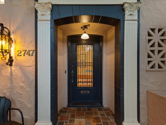 House for sale in Berkeley, Alameda County