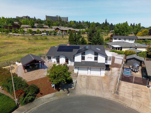 House for sale in Medford, Jackson County