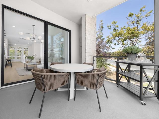 Condo for sale in San Mateo, California