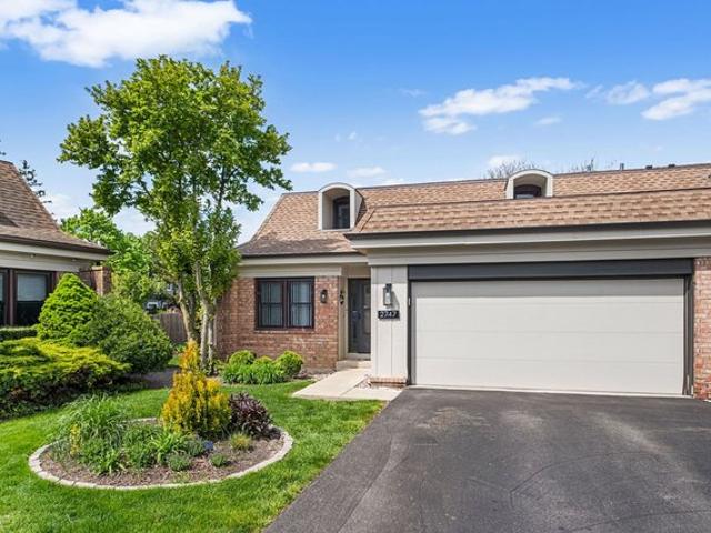 Townhouse for sale in Northbrook, Illinois