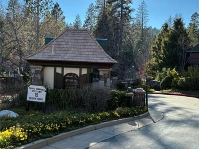 Land for sale in Cedar Glen, California