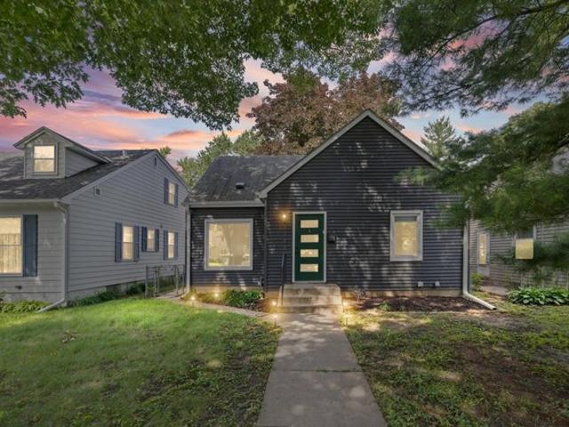 House for sale in Hennepin, Minnesota