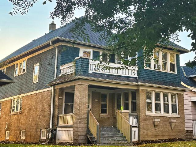 House for sale in Milwaukee, Wisconsin
