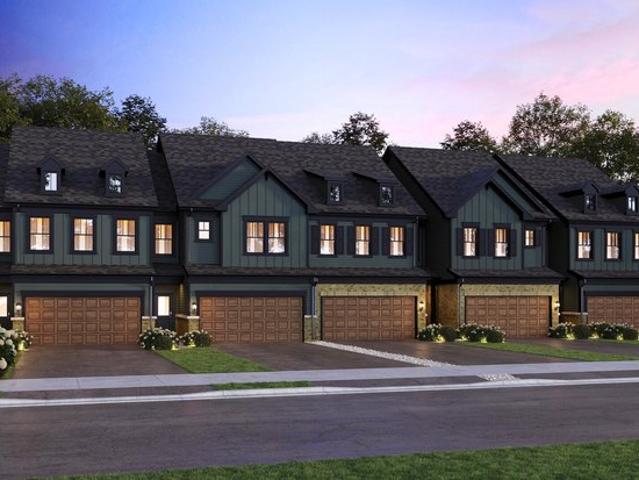 Townhouse for sale in Aurora, Illinois