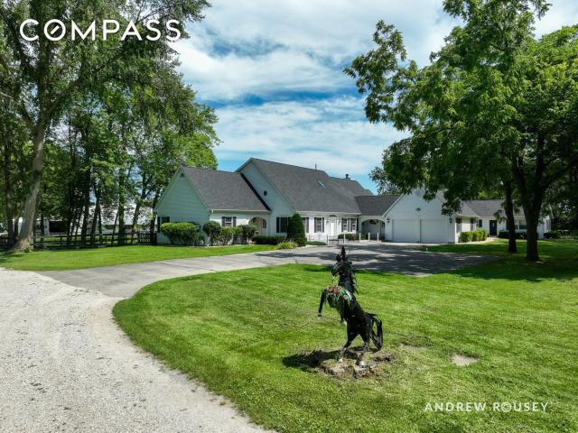House for sale in Antioch, Illinois