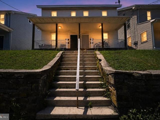House for sale in Carbon, Pennsylvania