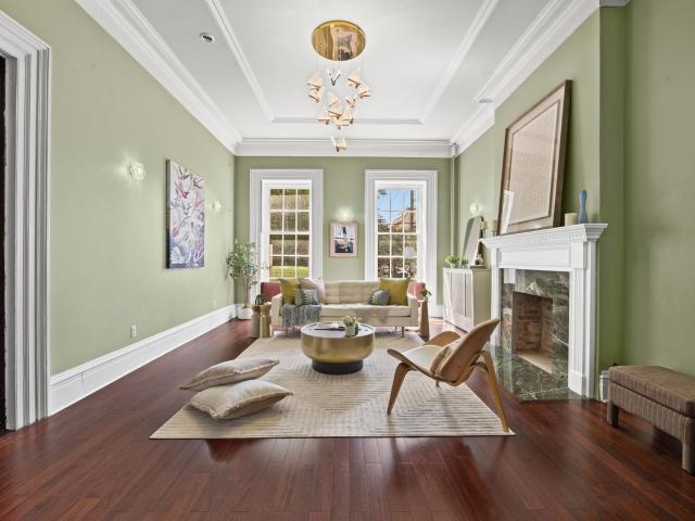 House for sale in Hudson, New Jersey