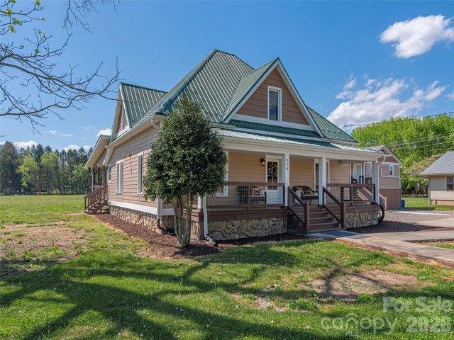 House for sale in Haywood, North Carolina