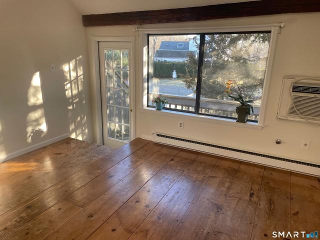 Townhouse for rent in Guilford, Connecticut
