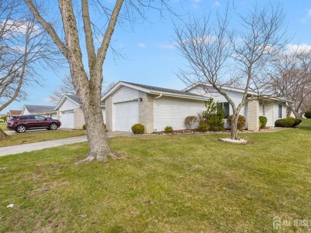 Condo for sale in Cedar Knolls, New Jersey