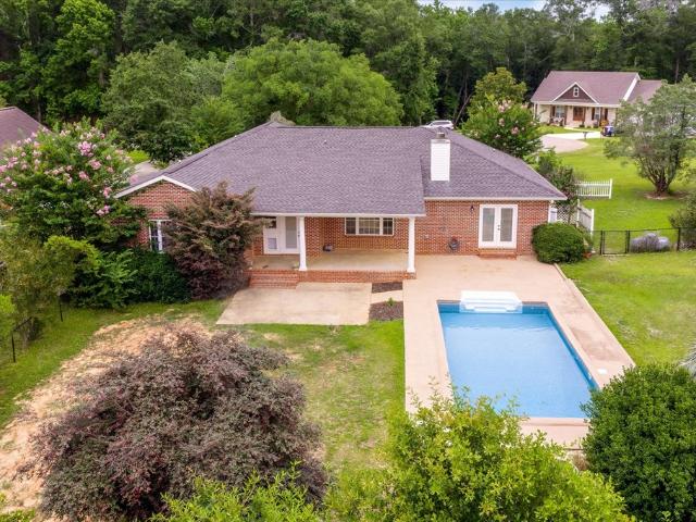 House for sale in Coffee Springs, Alabama