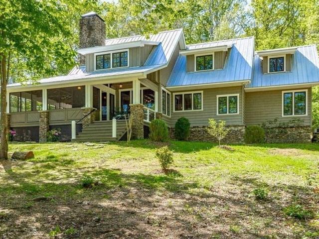 House for sale in Lookout Mountain, Georgia