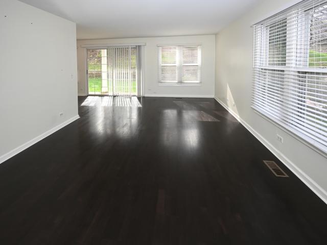 Condo for sale in Elk Grove Village, Illinois