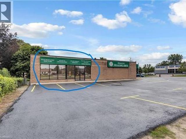 Commercial for rent in Brant, Ontario