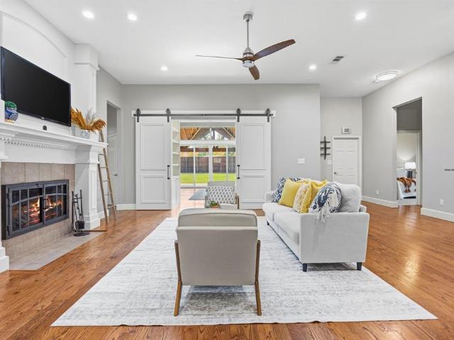 House for sale in Murphy Farms, Murphy