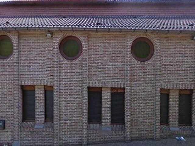 Bureau vente à Genk, Limburg