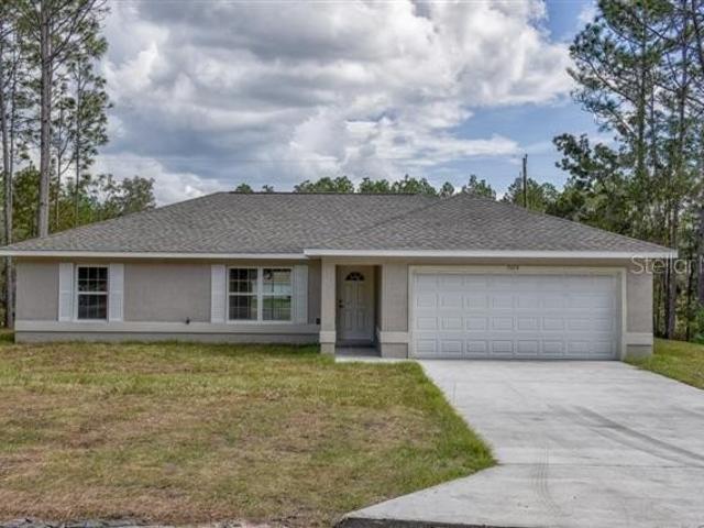 House for sale in Ocklawaha, Florida