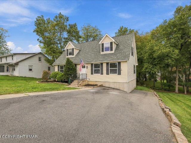 House for sale in College Hills Estates, East Stroudsburg