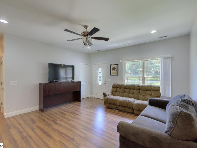 House for sale in Wellford, South Carolina