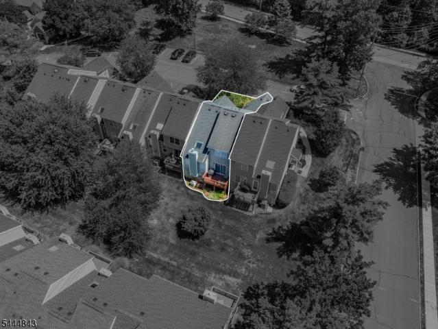 Townhouse for sale in Neshanic Station, New Jersey