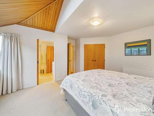 House for sale in Days Bay, Wellington