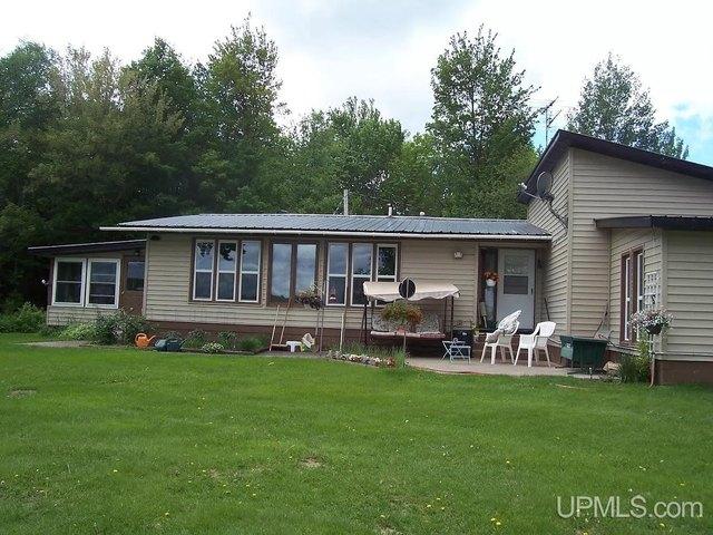 House for sale in Iron River, Michigan